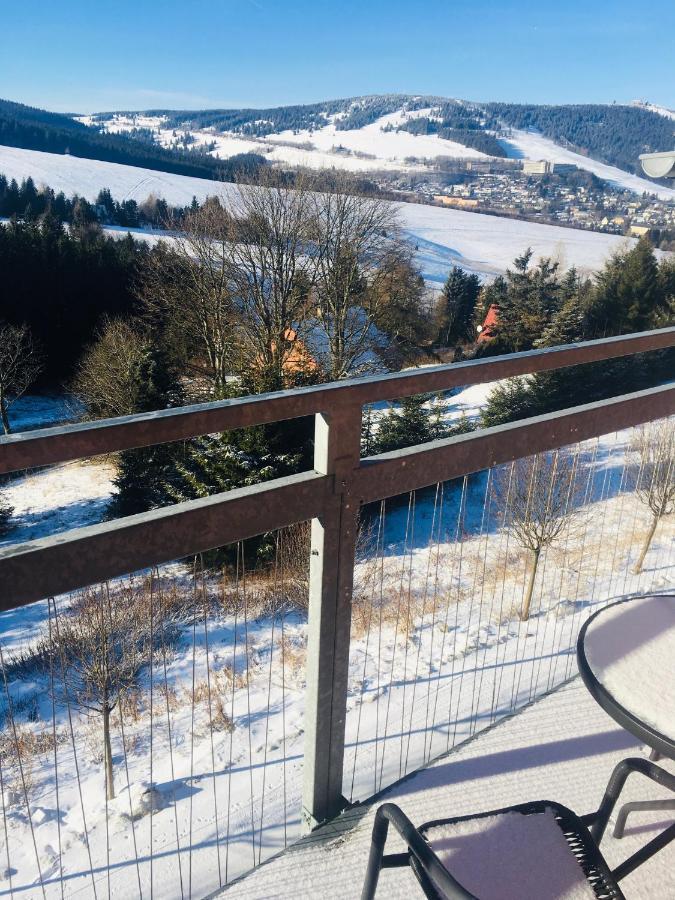 Mountain Apartment Klinovec Atomic Loučná pod Klínovcem Exterior foto